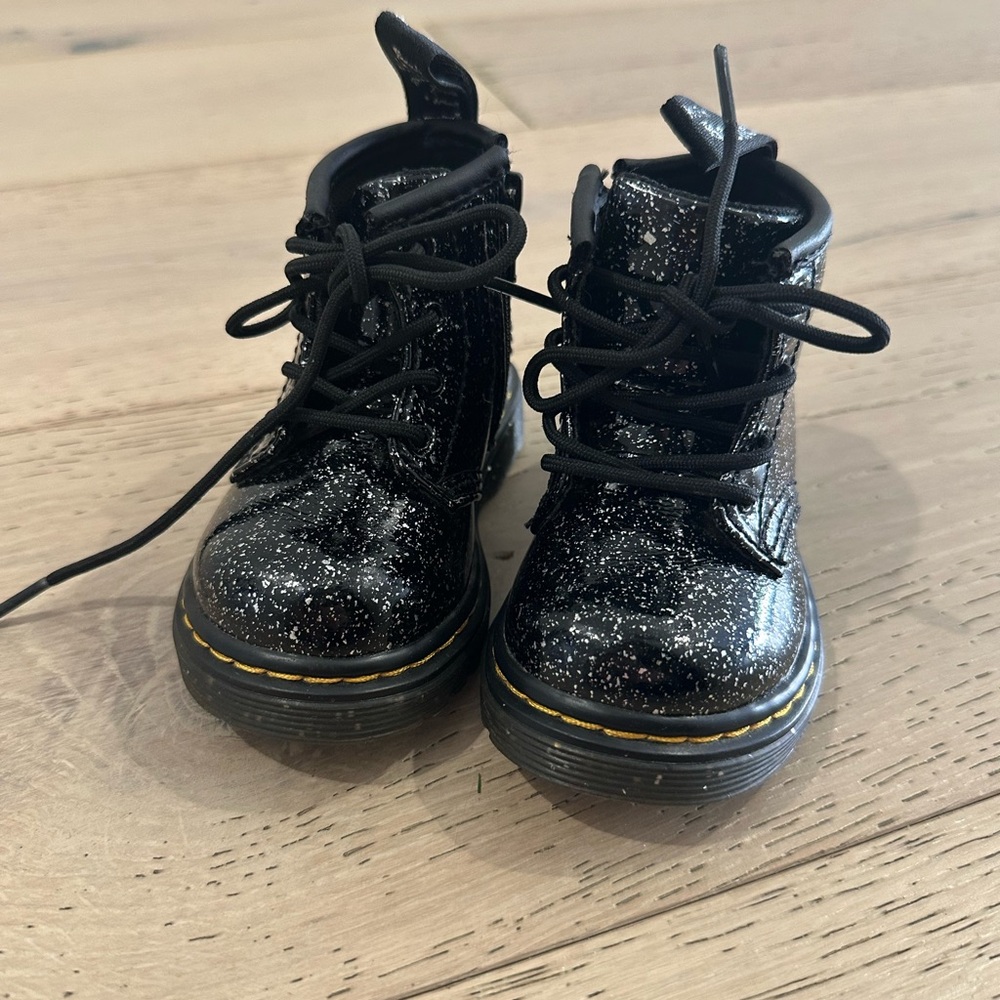 Toddler Black Glitter Combat Boots - Brand:Dr. Martens
